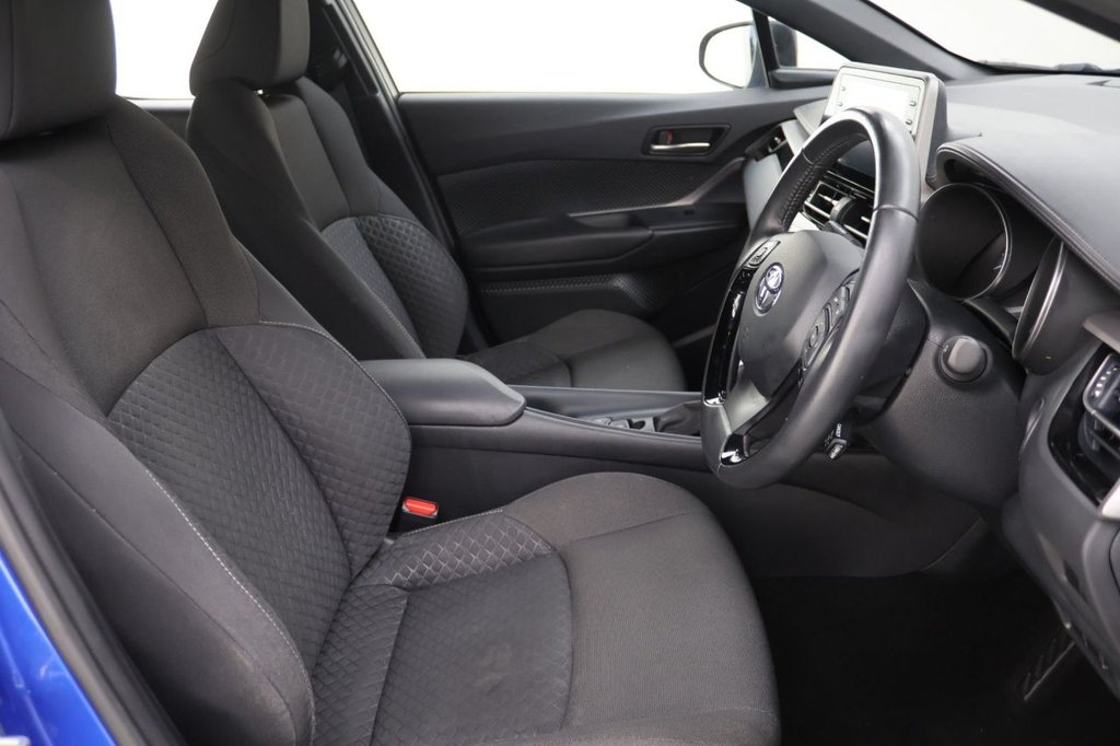 Used Toyota C-HR 2022 for sale - 77507221: Photo 12