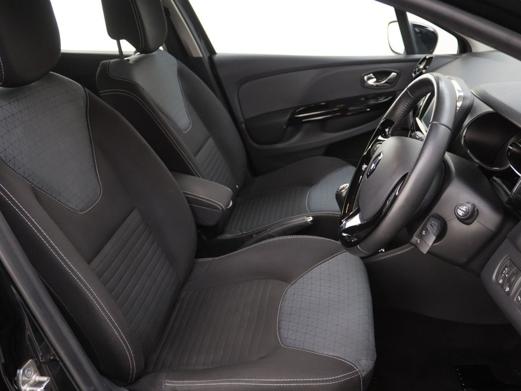 Used Renault Clio 2014 for sale - 77780368: Photo 12