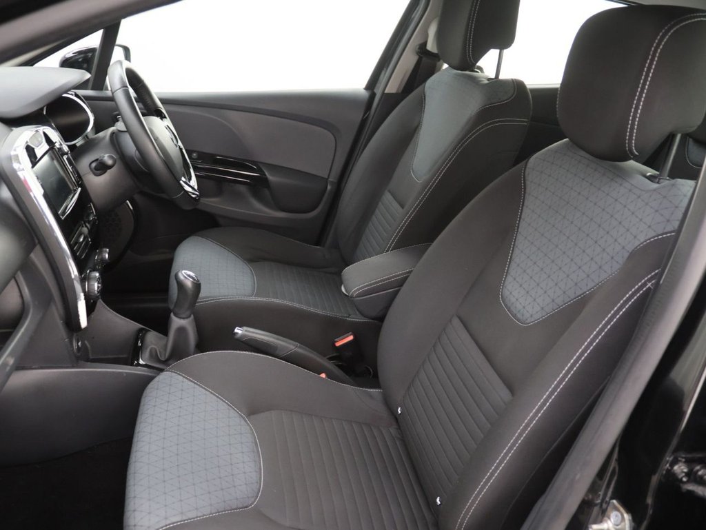 Used Renault Clio 2014 for sale - 77780368: Photo 22