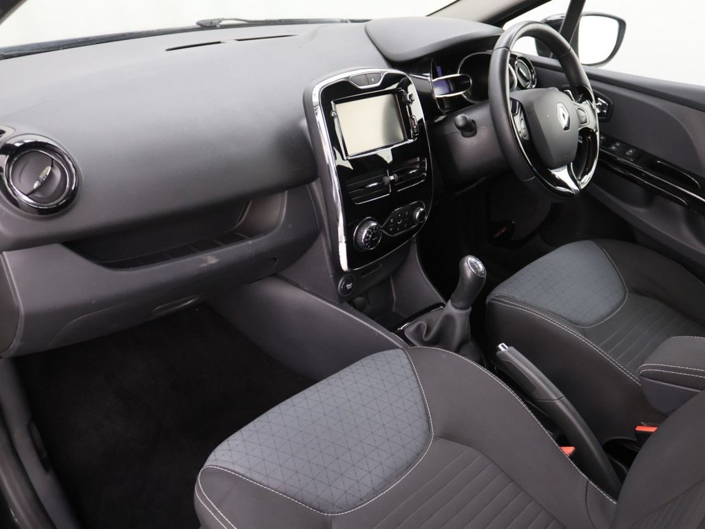 Used Renault Clio 2014 for sale - 77780368: Photo 24