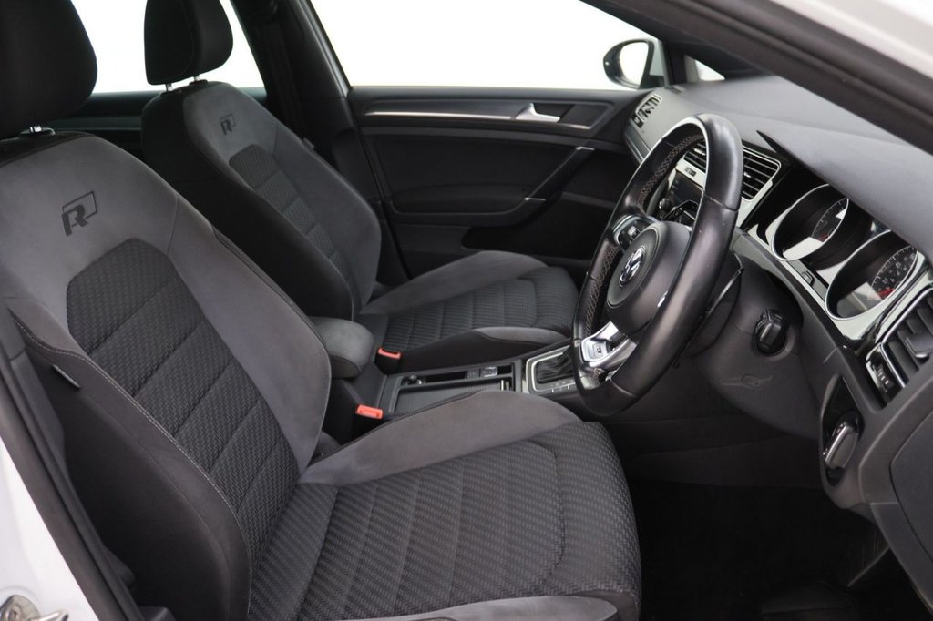 Used Volkswagen Golf 2020 for sale - 77593713: Photo 12