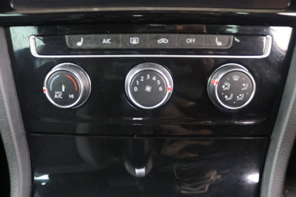 Used Volkswagen Golf 2020 for sale - 77593713: Photo 13