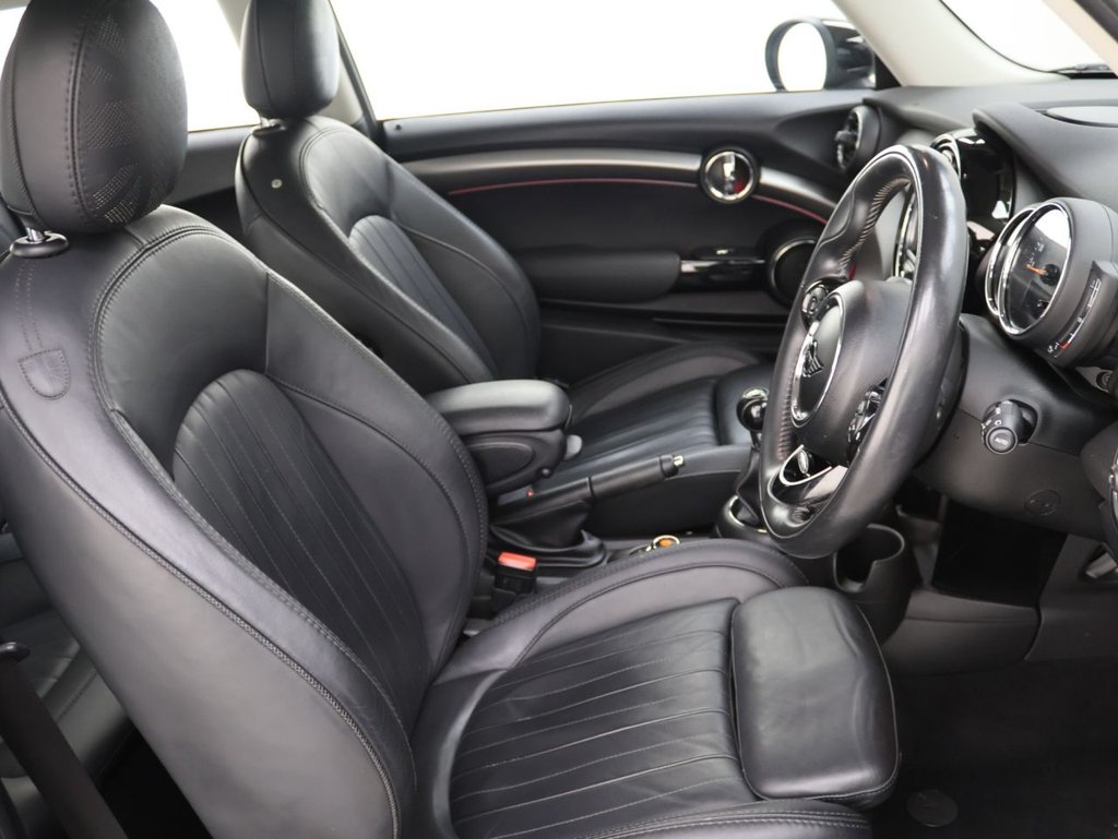 Used MINI Hatch 2019 for sale - 76256090: Photo 12