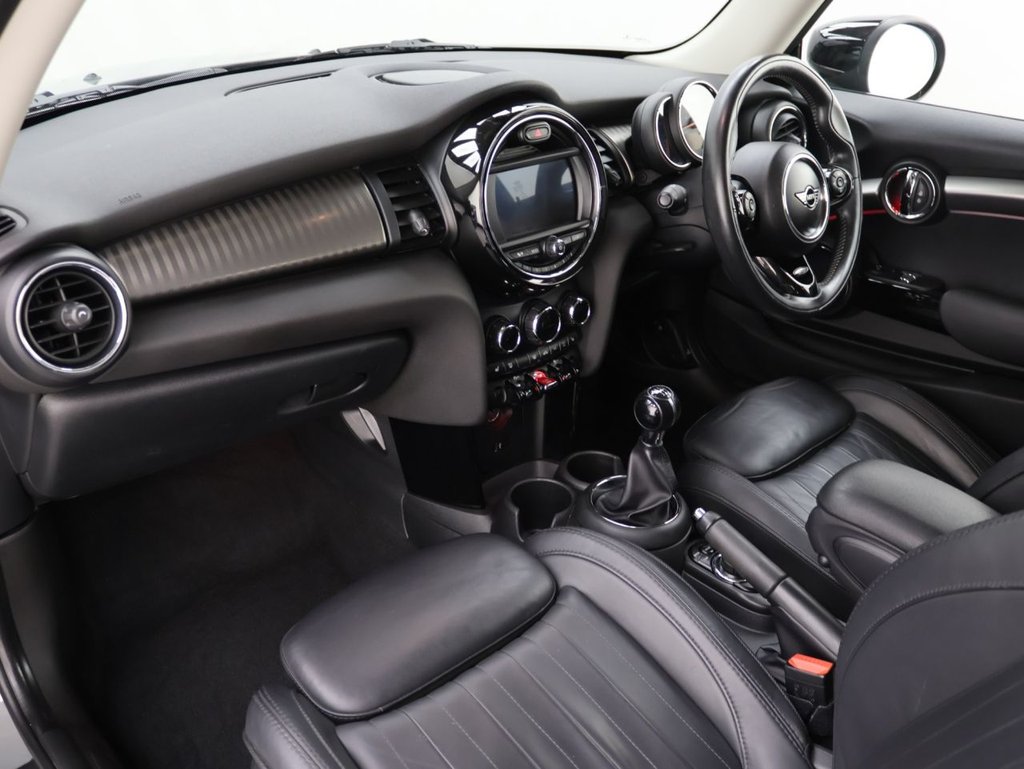 Used MINI Hatch 2019 for sale - 76256090: Photo 24