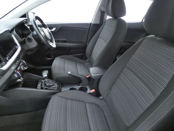 Used Kia Stonic 2021 for sale - 76162926: Photo 22