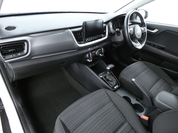 Used Kia Stonic 2021 for sale - 76162926: Photo 23