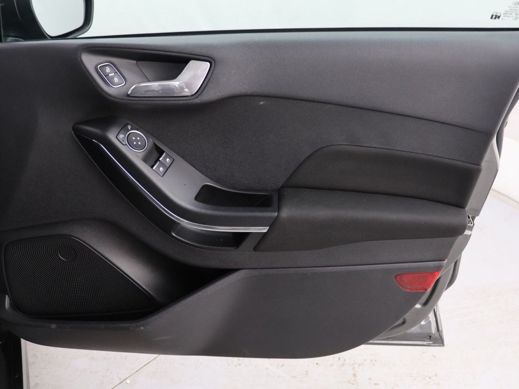 Used Ford Fiesta 2019 for sale - 76783642: Photo 25