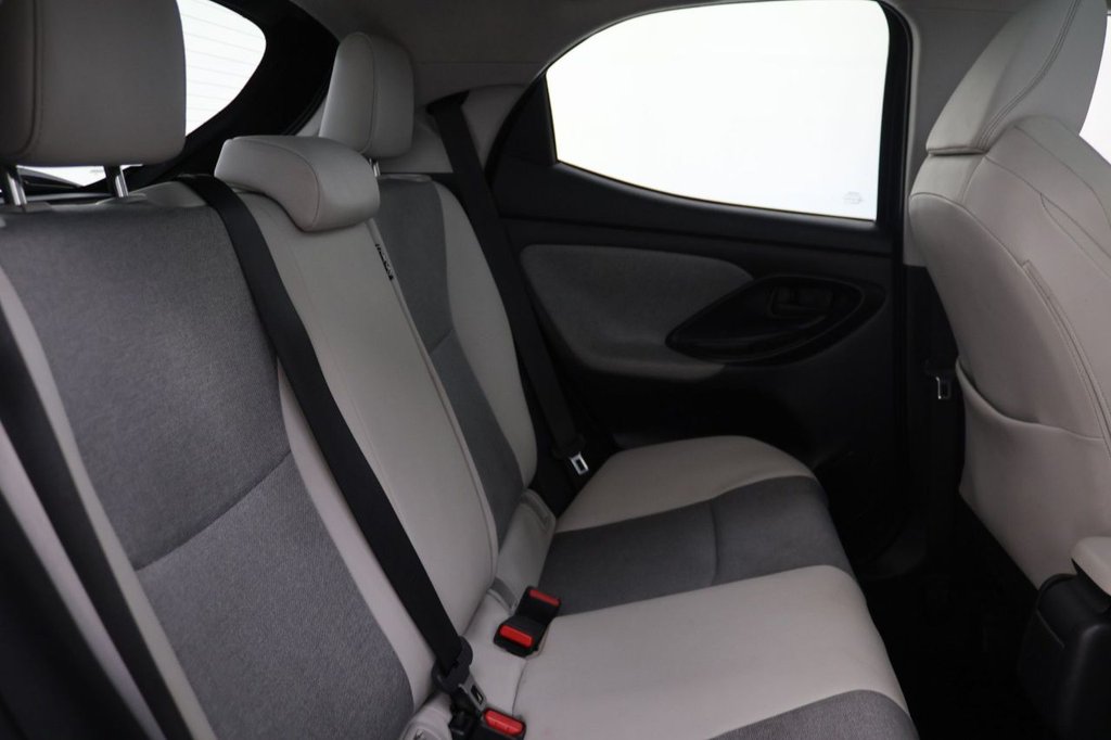 Used Toyota Yaris 2021 for sale - 77642450: Photo 17