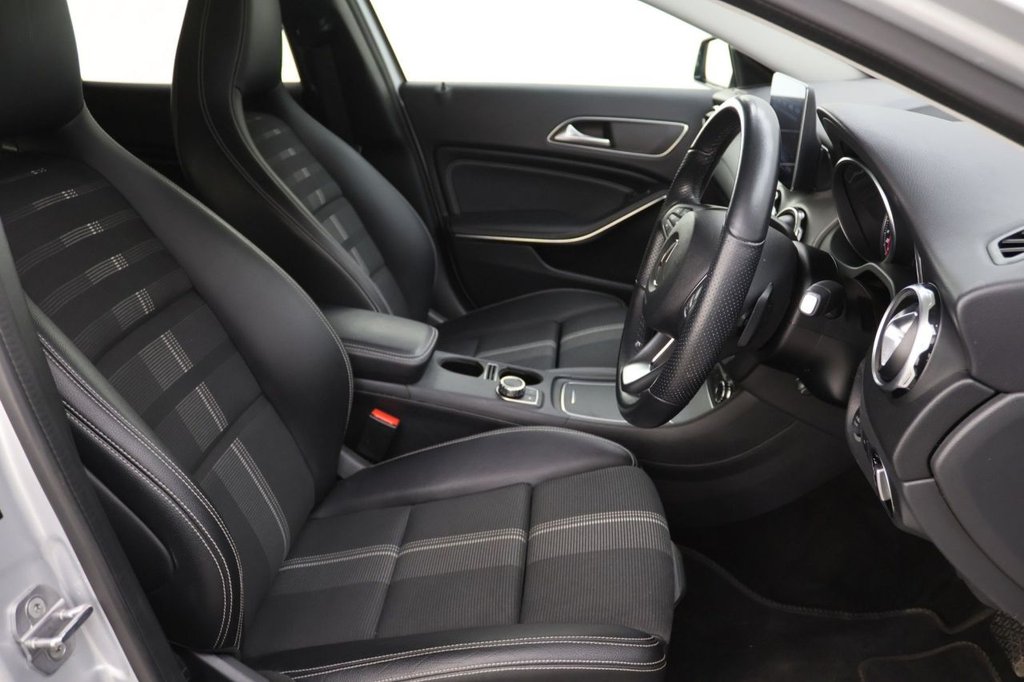 Used Mercedes-Benz GLA 2019 for sale - 77171635: Photo 12