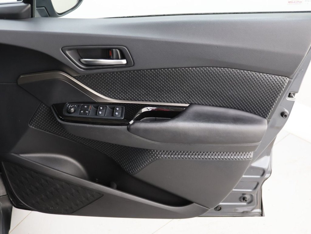 Used Toyota C-HR 2019 for sale - 77806257: Photo 26