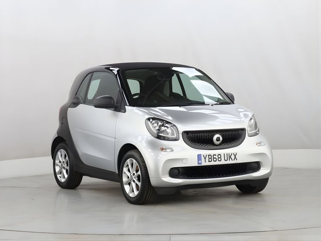 Used smart fortwo 2018 for sale - 77457483: Photo 2