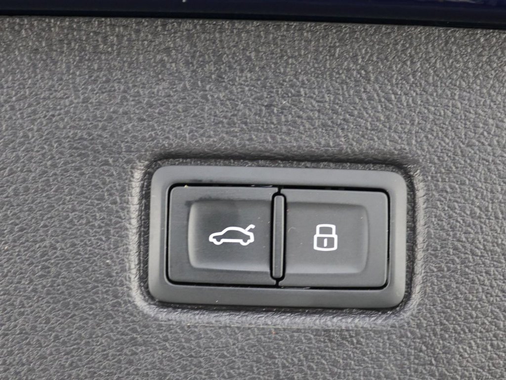 Used Audi Q7 2022 for sale - 76558442: Photo 32