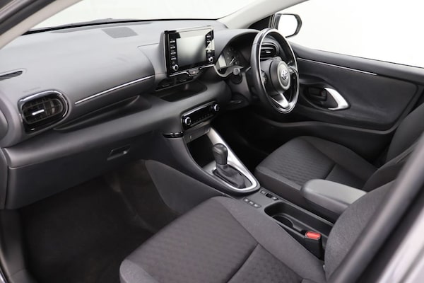 Used Toyota Yaris 2021 for sale - 76009437: Photo 23