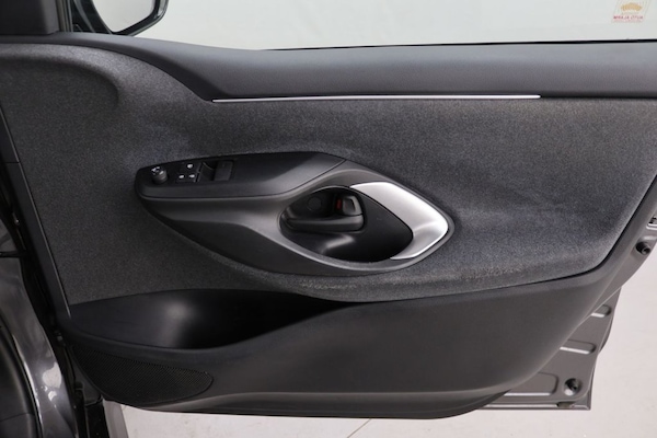 Used Toyota Yaris 2021 for sale - 76009437: Photo 25