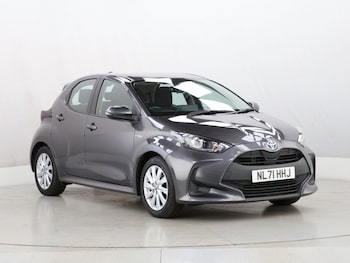 Used Toyota Yaris 2021 for sale - 76009437: Photo 2