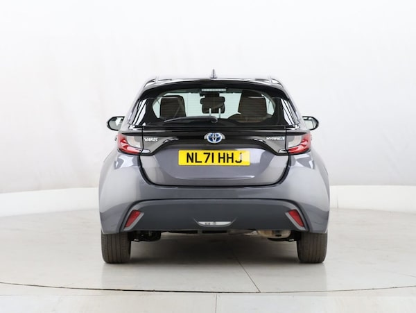 Used Toyota Yaris 2021 for sale - 76009437: Photo 9