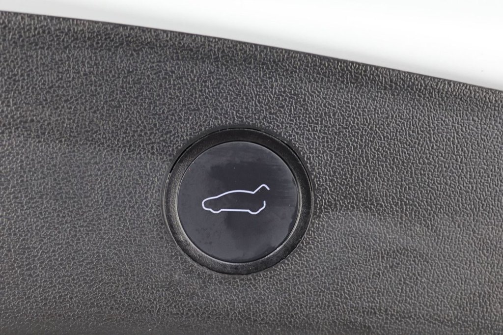 Used Tesla Model 3 2021 for sale - 76547062: Photo 24