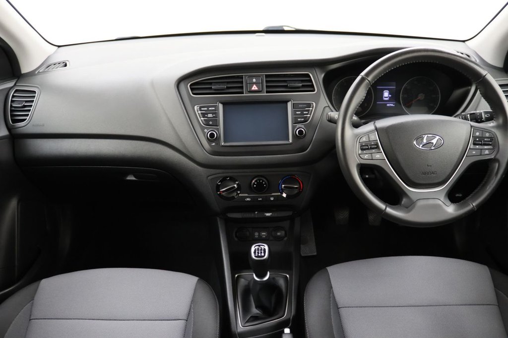 Used Hyundai i20 2019 for sale - 76445872: Photo 17