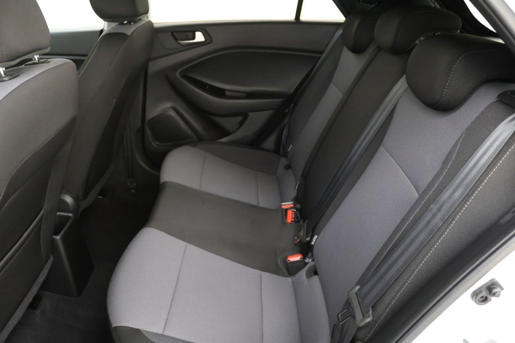 Used Hyundai i20 2019 for sale - 76445872: Photo 20