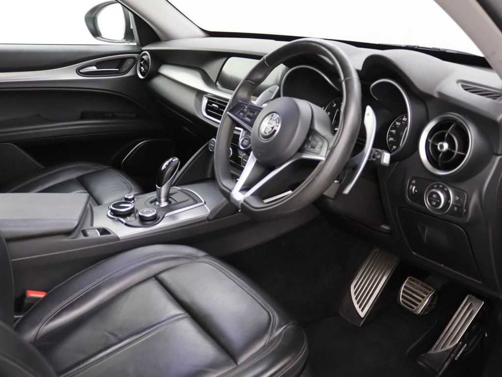 Used Alfa Romeo Stelvio 2018 for sale - 76520724: Photo 10