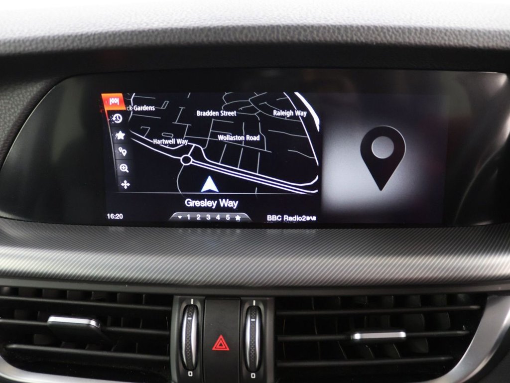 Used Alfa Romeo Stelvio 2018 for sale - 76520724: Photo 16