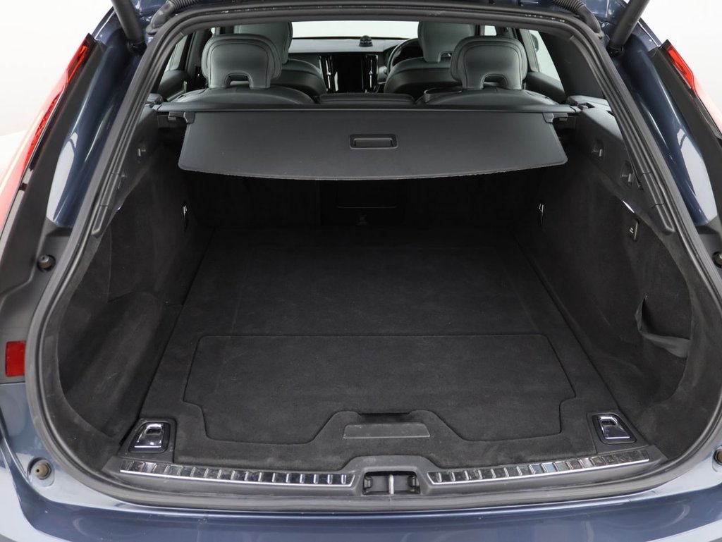 Used Volvo V90 2020 for sale - 76250123: Photo 25