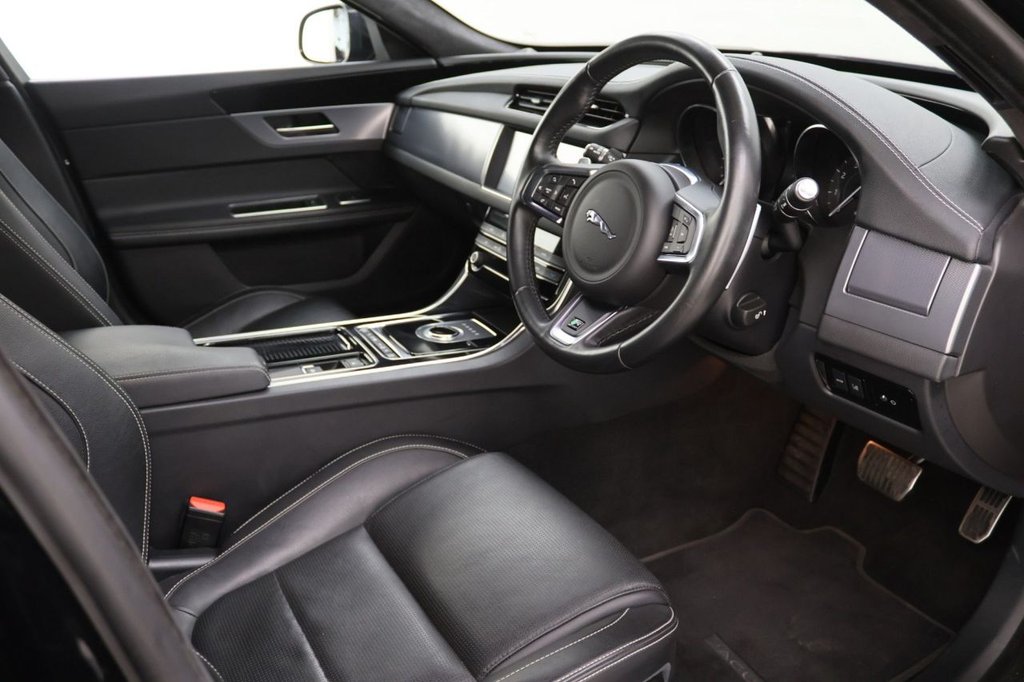 Used Jaguar XF 2019 for sale - 77199919: Photo 10