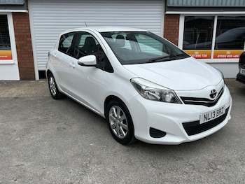 Used Toyota Yaris 2013 for sale - 75517719: Photo