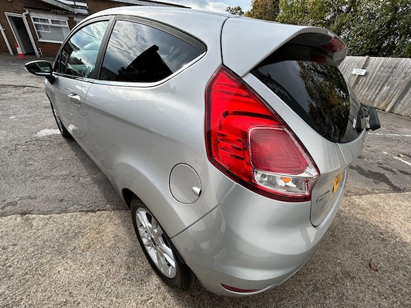 Used Ford Fiesta 2015 for sale - 76156761: Photo 11
