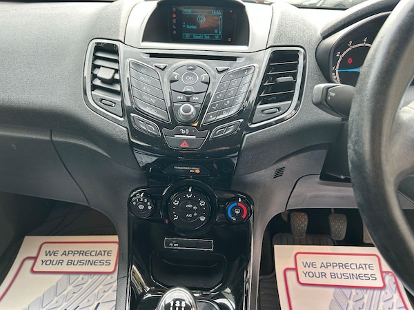 Used Ford Fiesta 2015 for sale - 76156761: Photo 28
