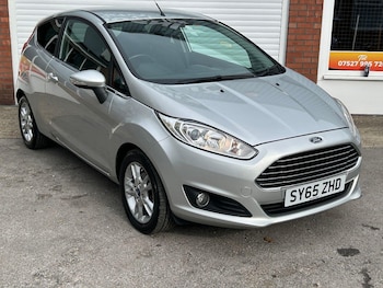 Used Ford Fiesta 2015 for sale - 76156761: Photo 2