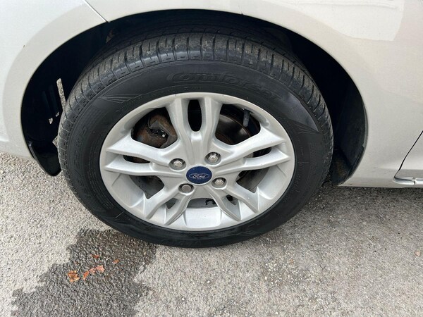 Used Ford Fiesta 2015 for sale - 76156761: Photo 34