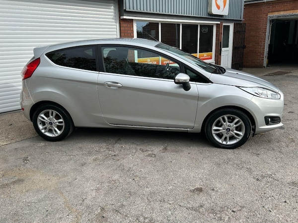 Used Ford Fiesta 2015 for sale - 76156761: Photo 5