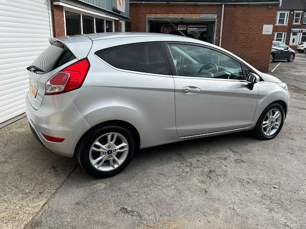 Used Ford Fiesta 2015 for sale - 76156761: Photo 8