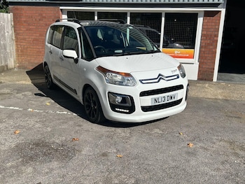 Used Citroen C3 Picasso 2013 for sale - 76114065: Photo 2