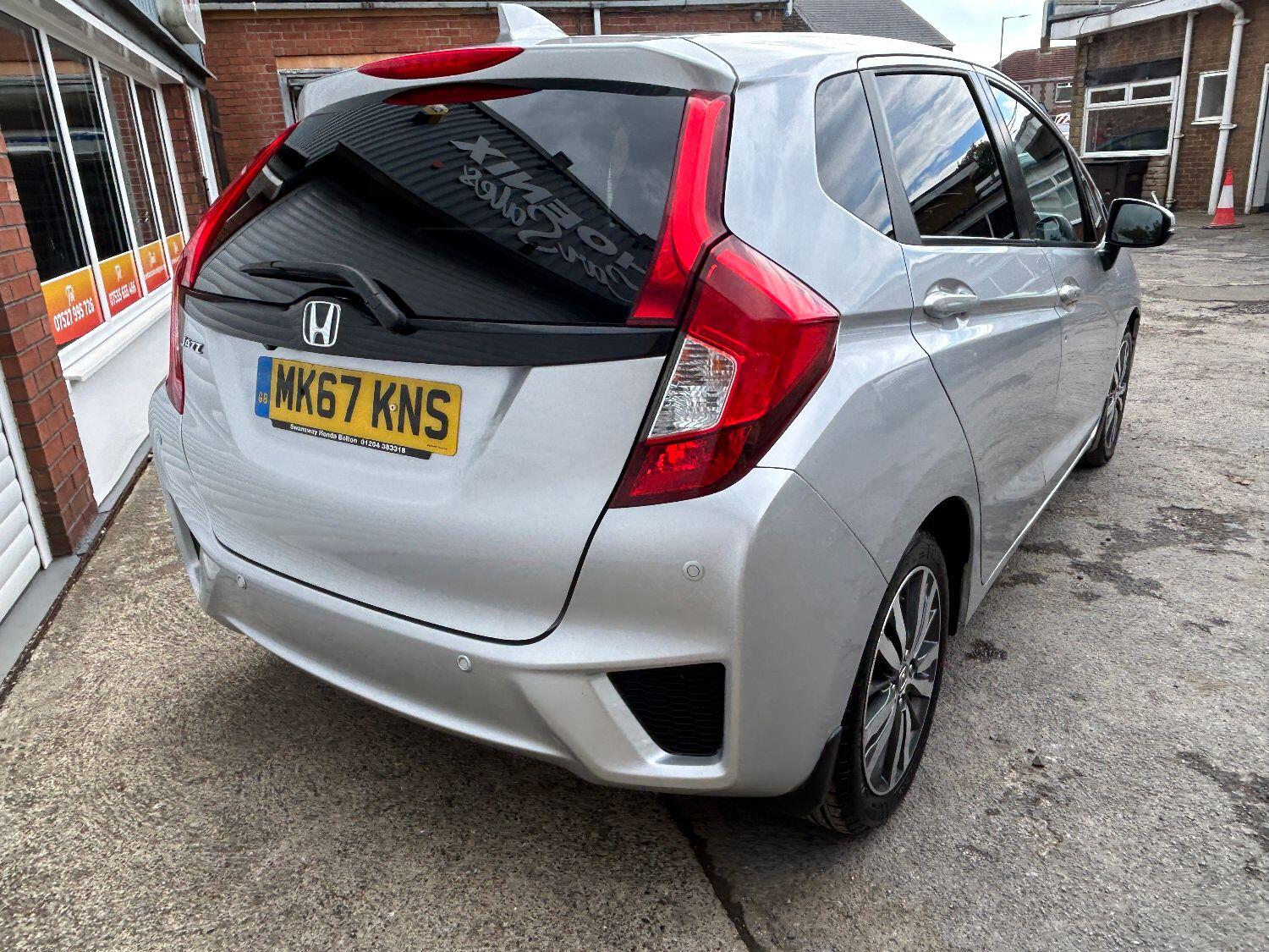 Used Honda Jazz 2018 for sale - 76156760: Photo 10
