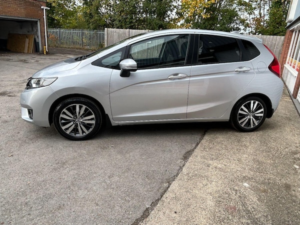 Used Honda Jazz 2018 for sale - 76156760: Photo 14