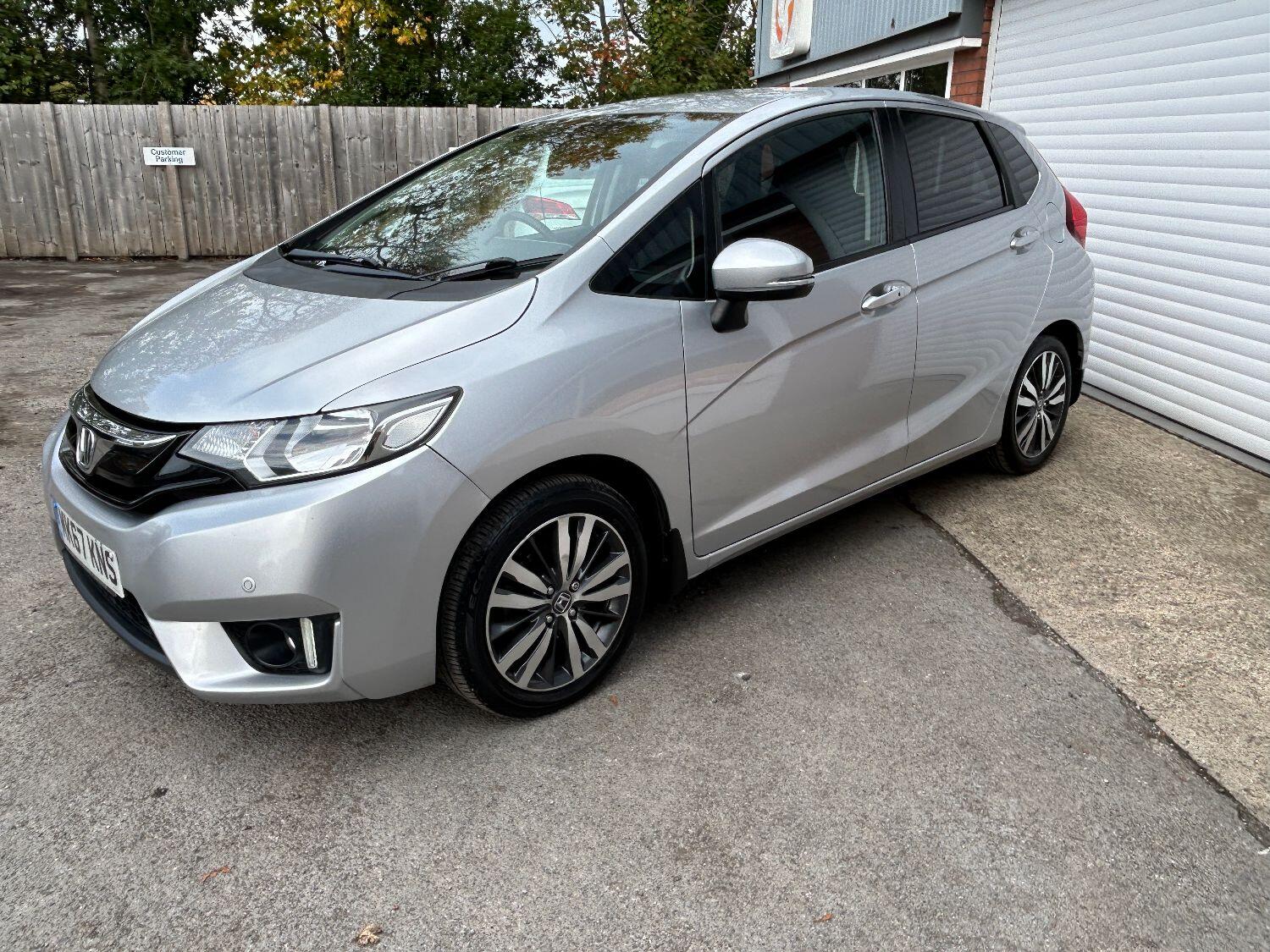 Used Honda Jazz 2018 for sale - 76156760: Photo 16