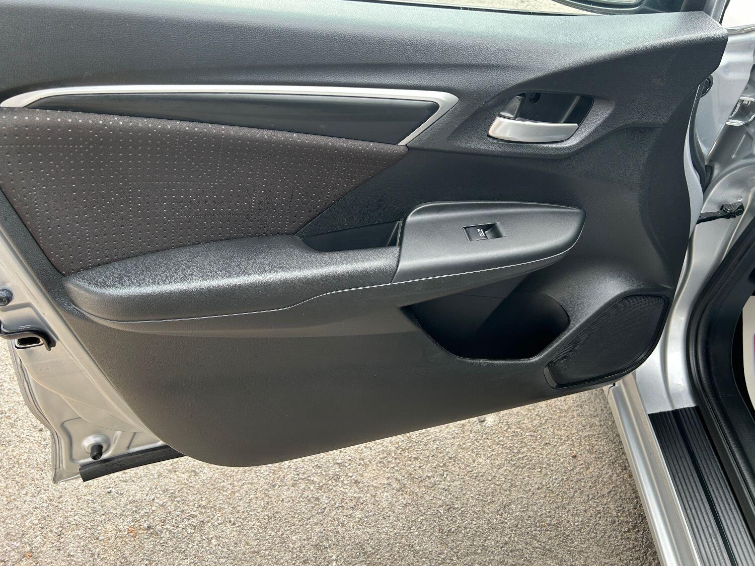 Used Honda Jazz 2018 for sale - 76156760: Photo 23