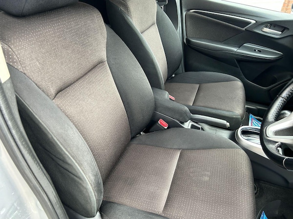 Used Honda Jazz 2018 for sale - 76156760: Photo 29