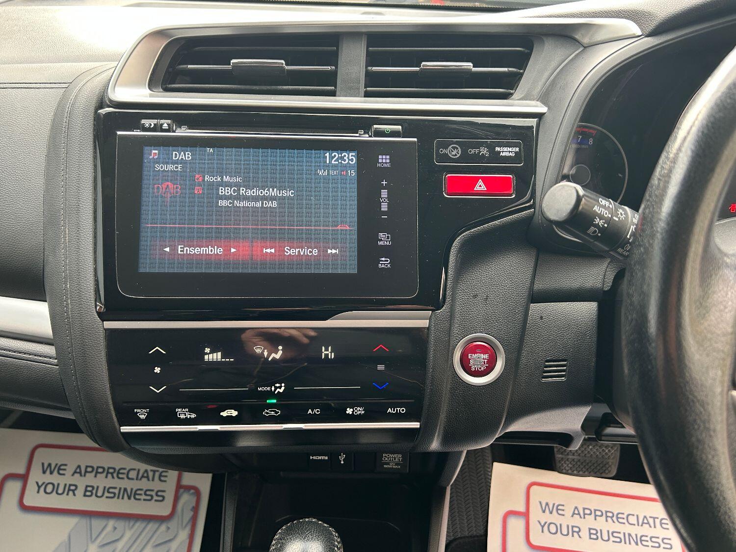 Used Honda Jazz 2018 for sale - 76156760: Photo 33