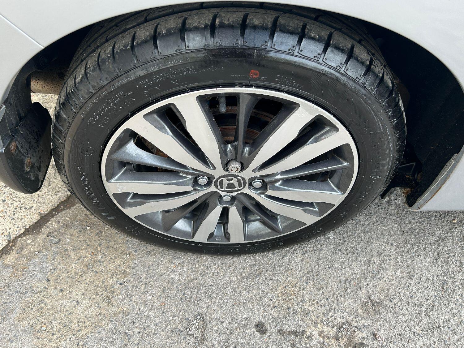 Used Honda Jazz 2018 for sale - 76156760: Photo 46