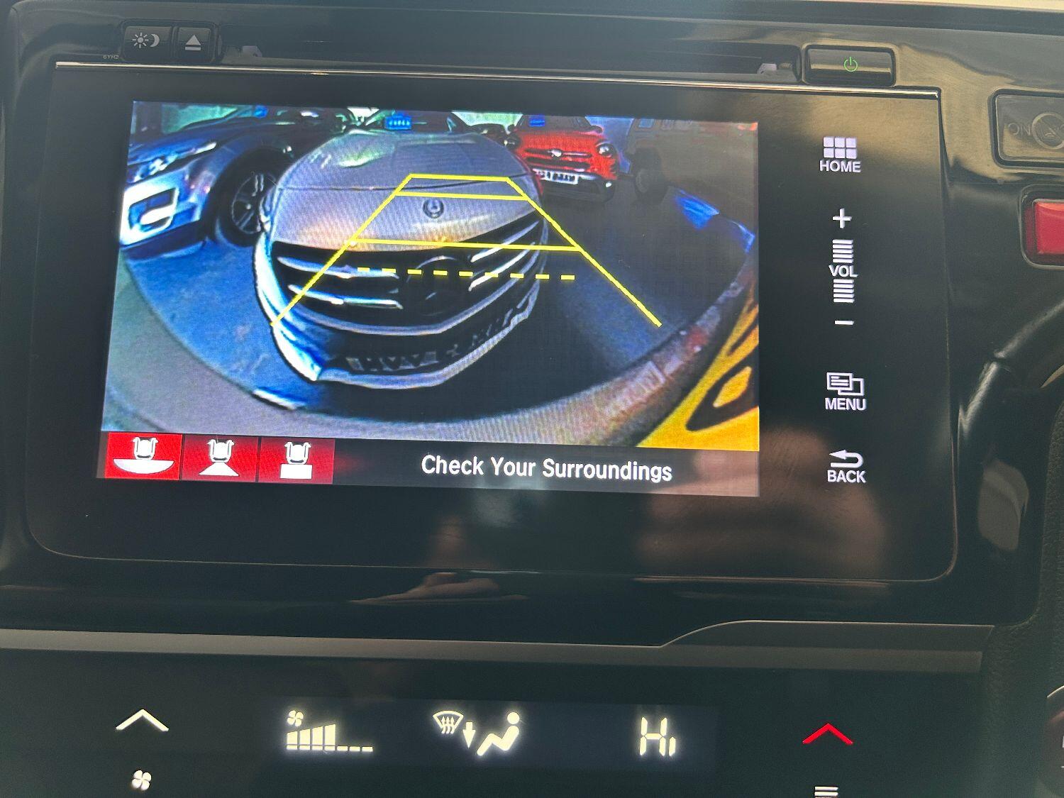 Used Honda Jazz 2018 for sale - 76156760: Photo 48