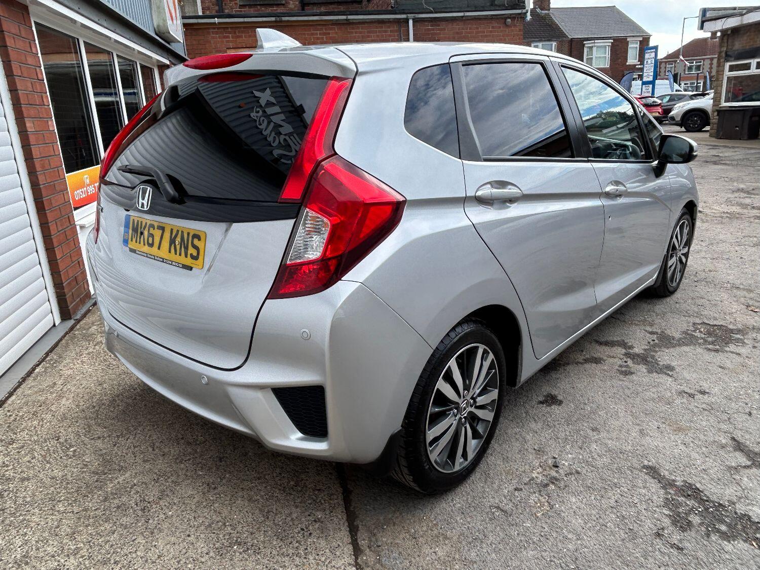 Used Honda Jazz 2018 for sale - 76156760: Photo 8
