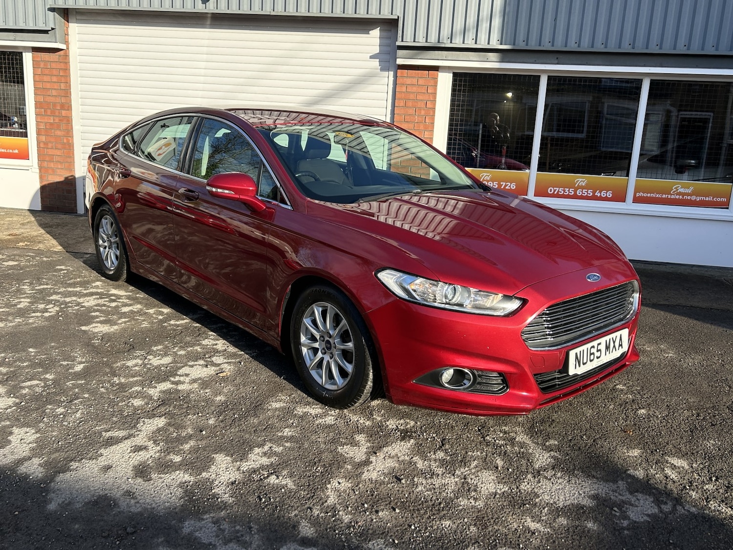 Used Ford Mondeo 2015 for sale - 76611379: Photo 2