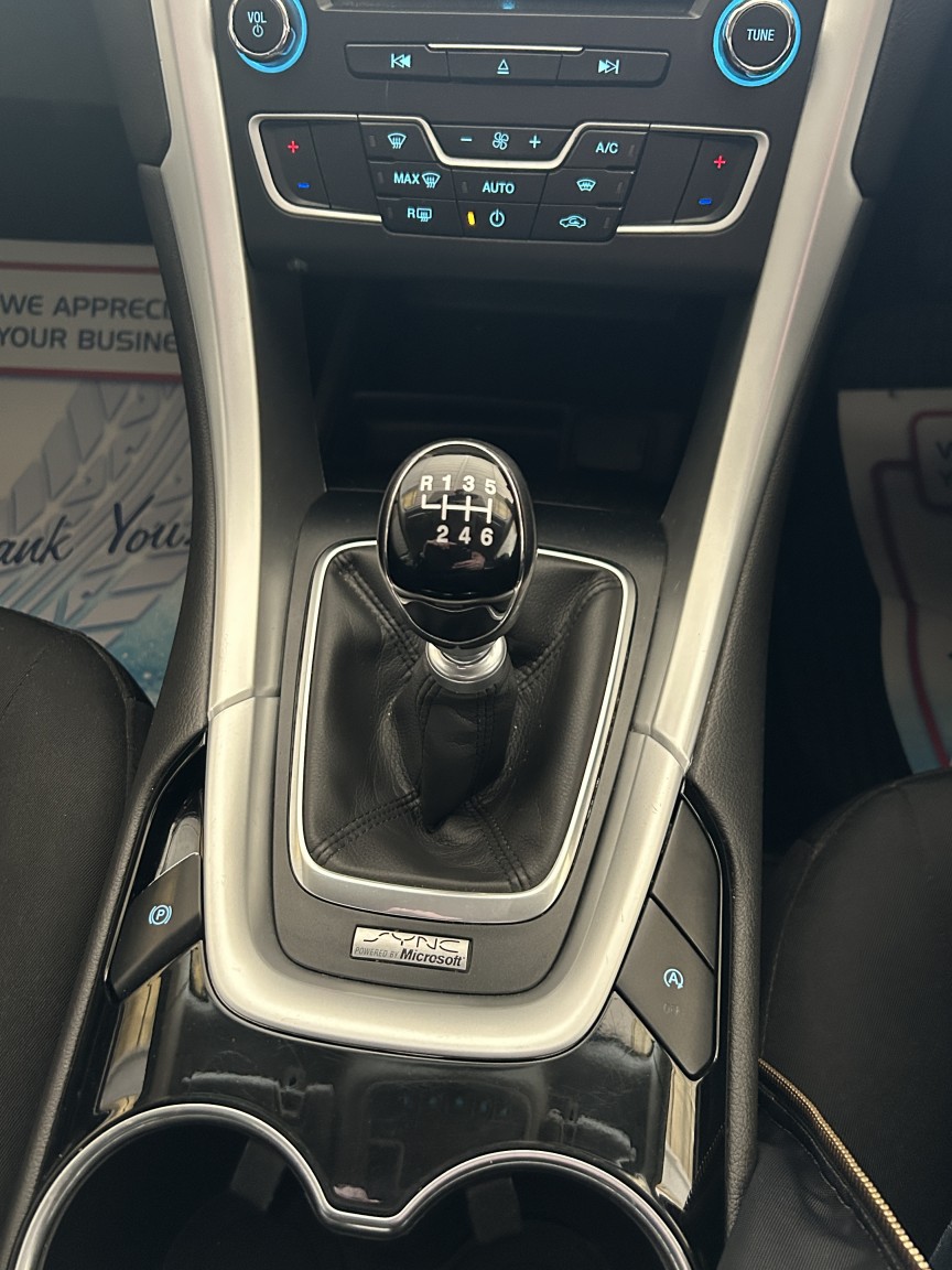 Used Ford Mondeo 2015 for sale - 76611379: Photo 36