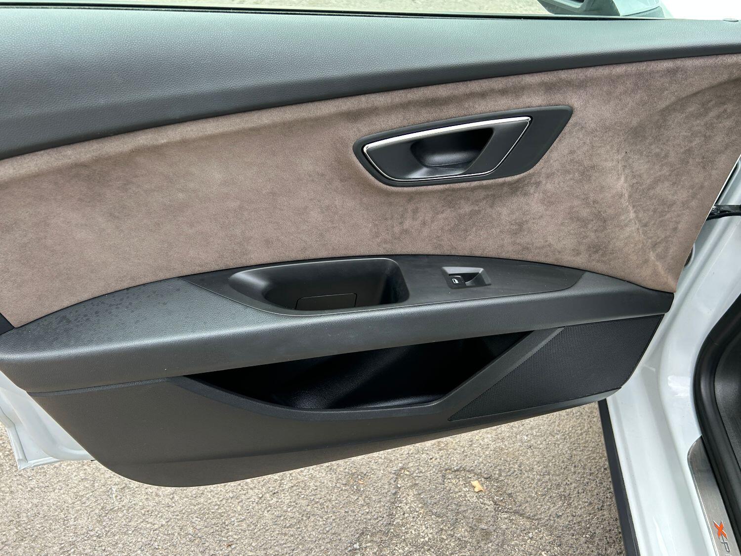 Used SEAT Leon 2015 for sale - 76113990: Photo 32