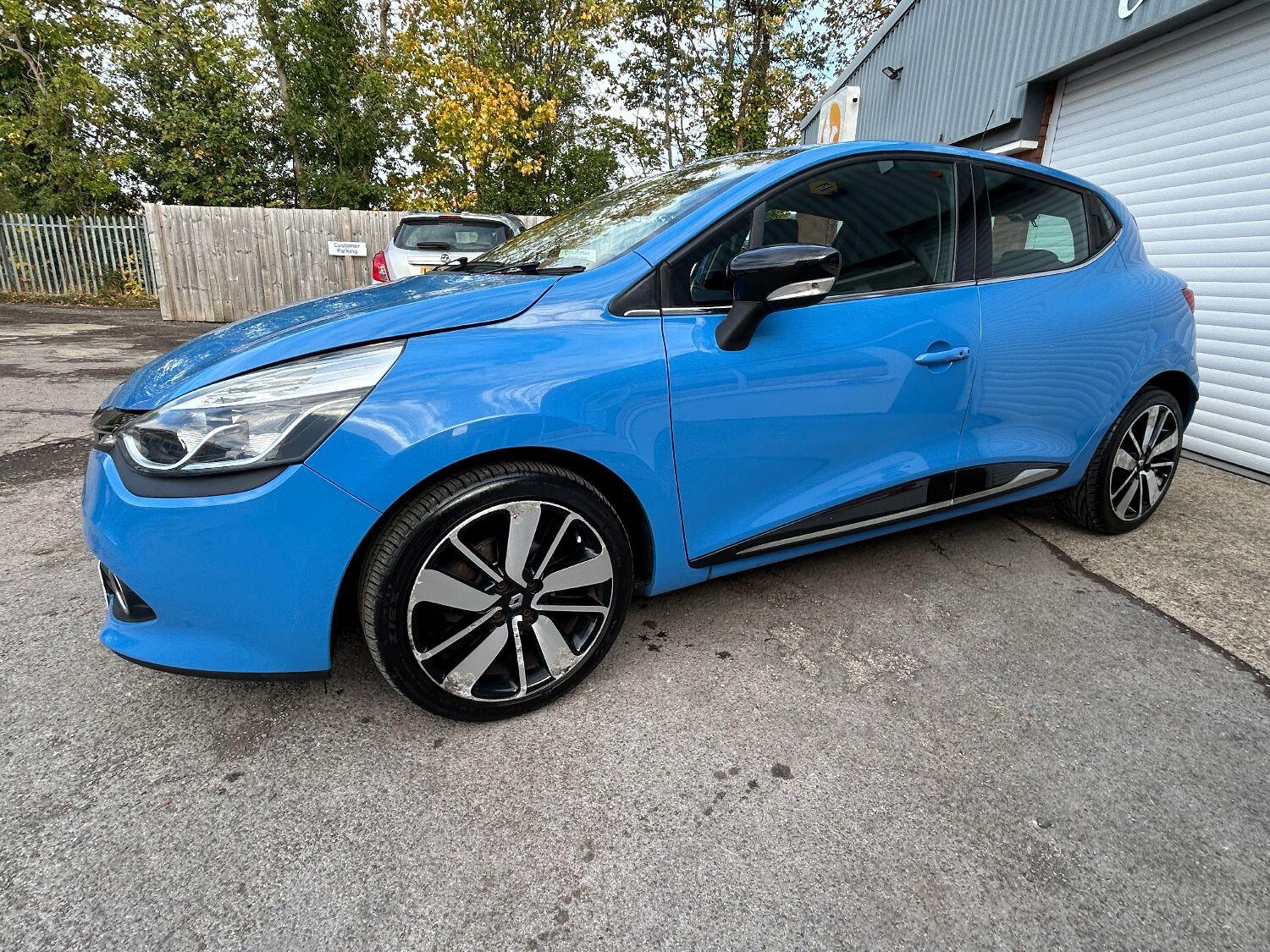 Used Renault Clio 2015 for sale - 76156759: Photo 15