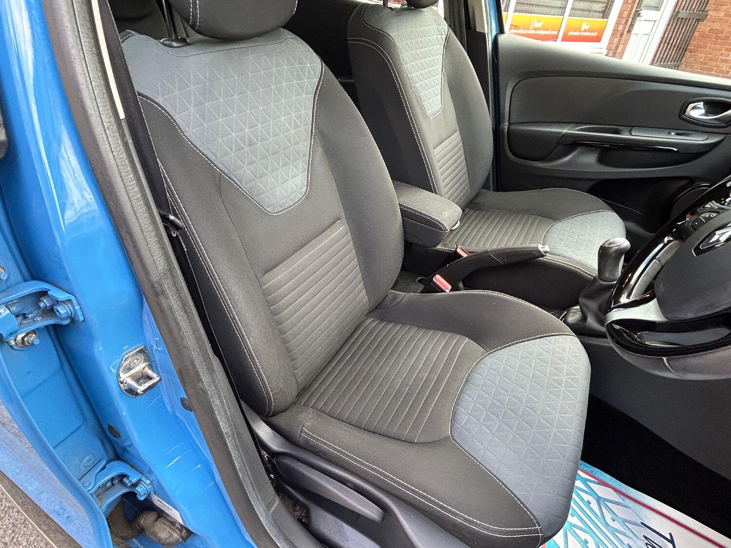Used Renault Clio 2015 for sale - 76156759: Photo 27