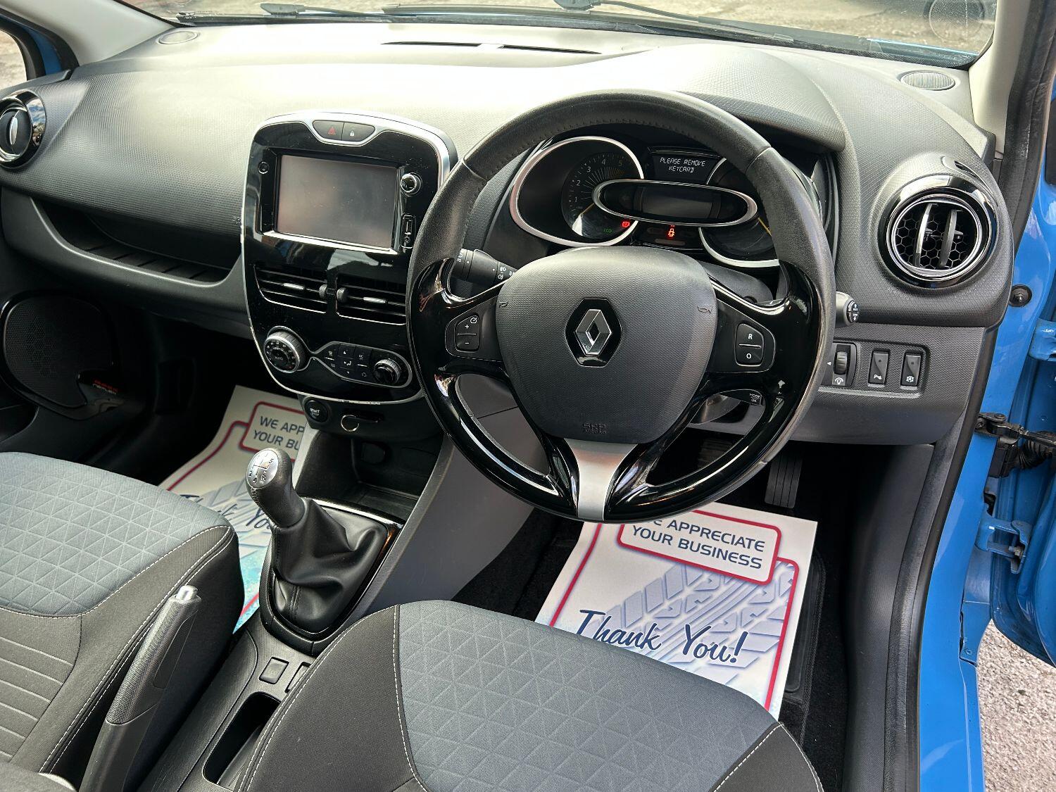 Used Renault Clio 2015 for sale - 76156759: Photo 28